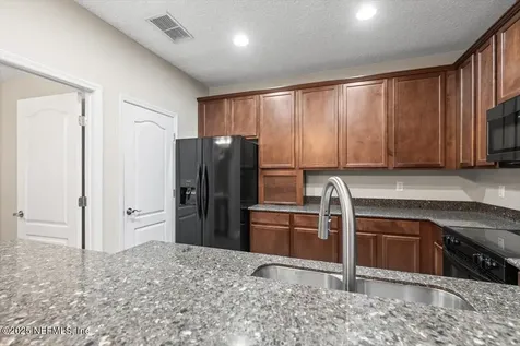 3728 American Holly Road Jacksonville FL 32226