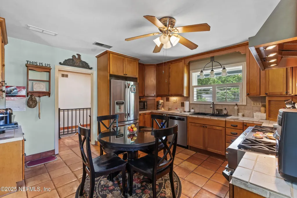 449 SW Montgomery Drive Lake City FL 32025