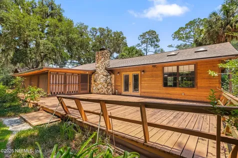 105 Myrtlewood Point Road East Palatka FL 32131