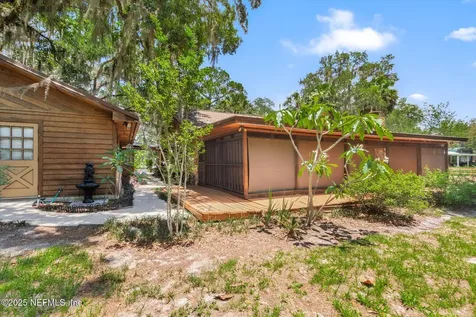 105 Myrtlewood Point Road East Palatka FL 32131