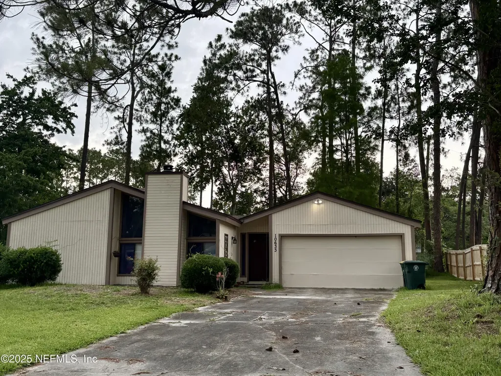 10633 Berghley Court N Jacksonville FL 32257