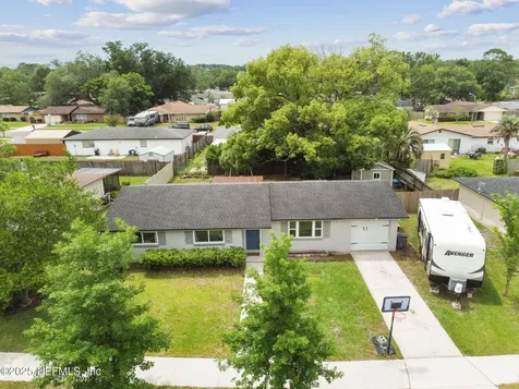 8544 Ruckman Avenue Jacksonville FL 32221