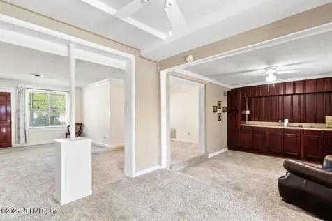1133 Gunka Road Jacksonville FL 32216