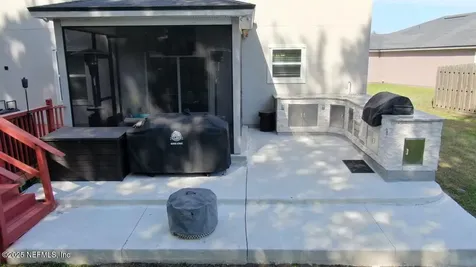 15717 Basil Creek Court Jacksonville FL 32218