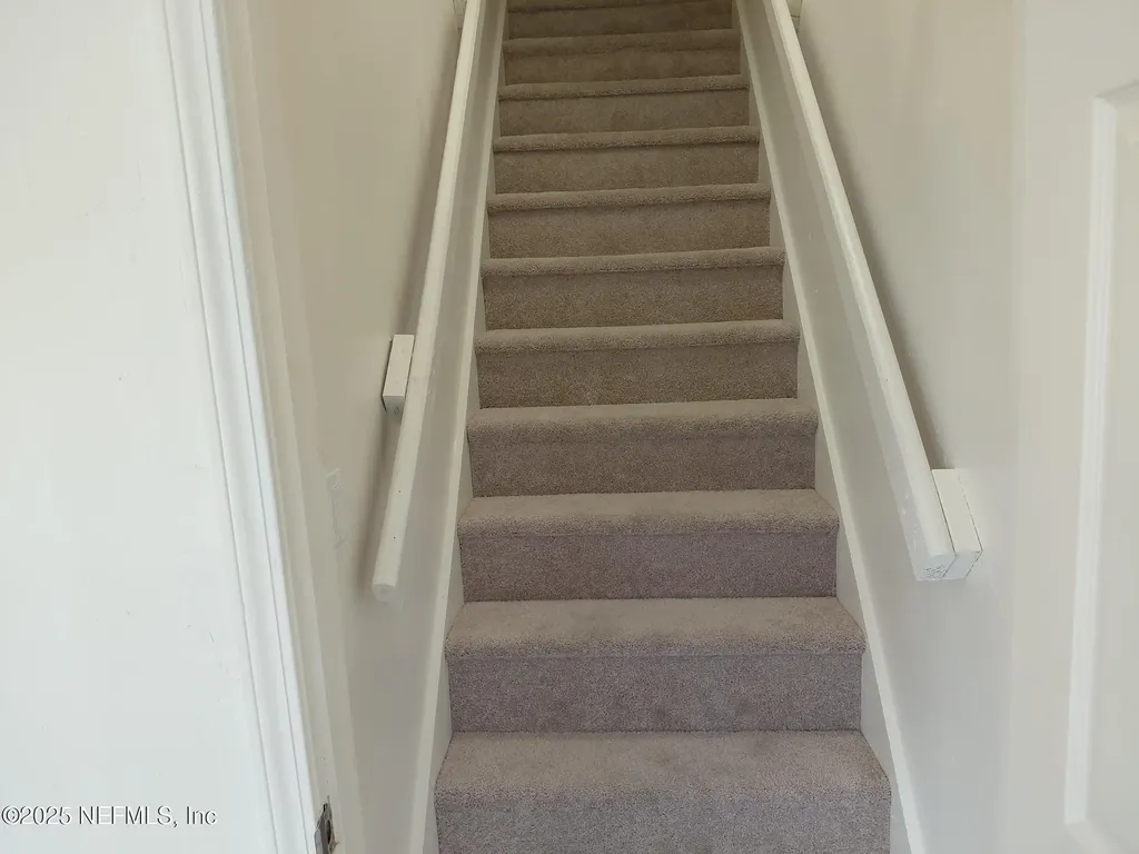 232 S Main Street Crescent City FL 32112