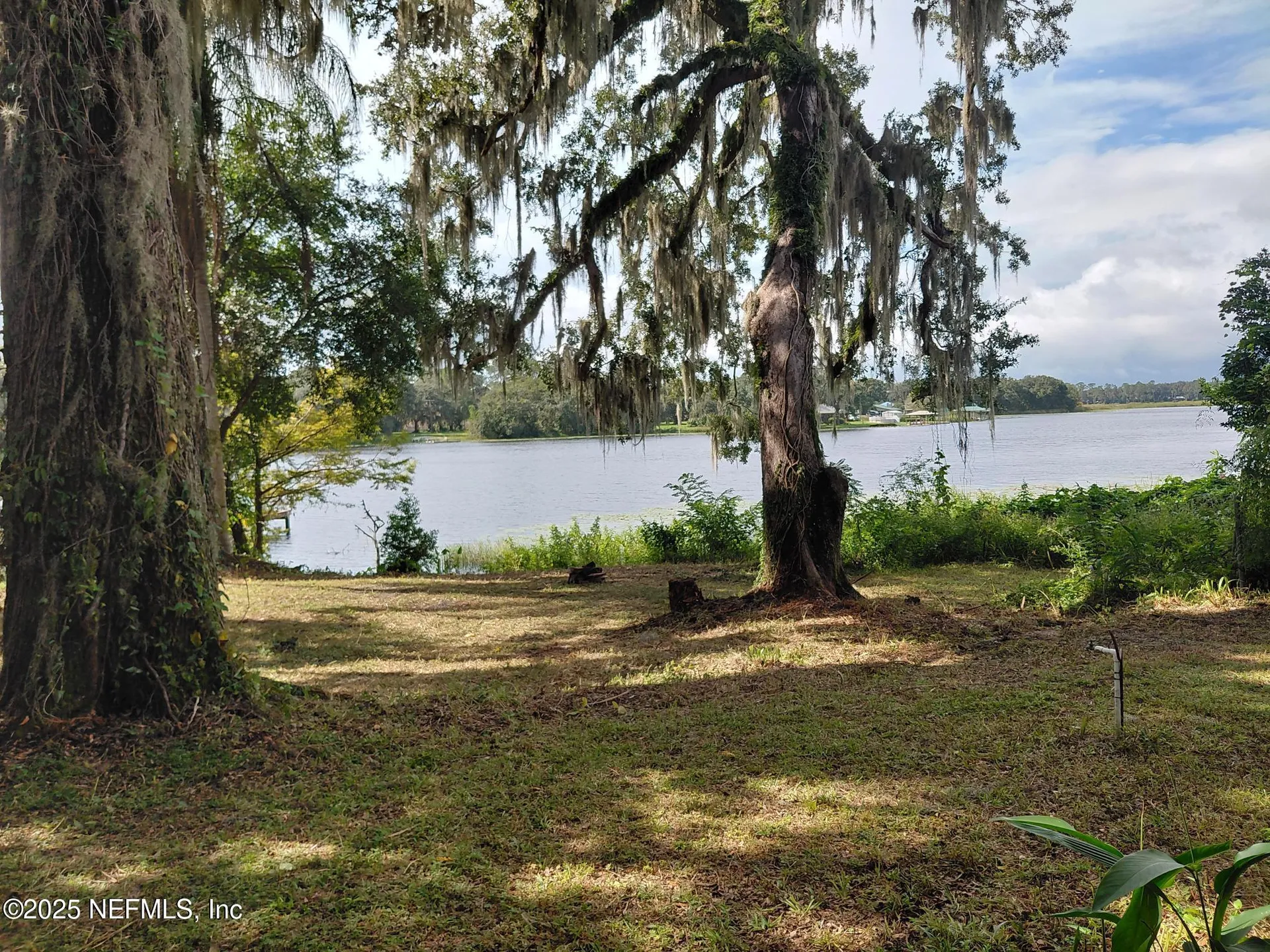 232 S Main Street Crescent City FL 32112