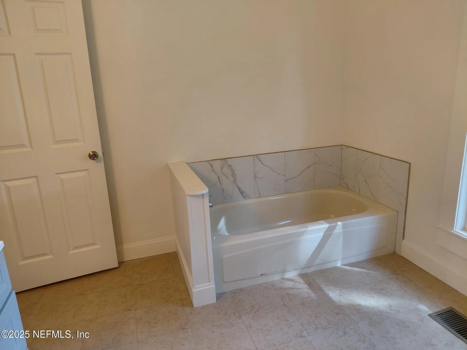 232 S Main Street Crescent City FL 32112