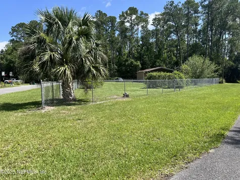 112 Park Drive Satsuma FL 32189