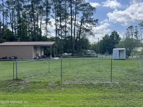 112 Park Drive Satsuma FL 32189