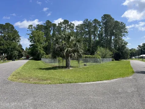 112 Park Drive Satsuma FL 32189