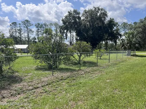 112 Park Drive Satsuma FL 32189