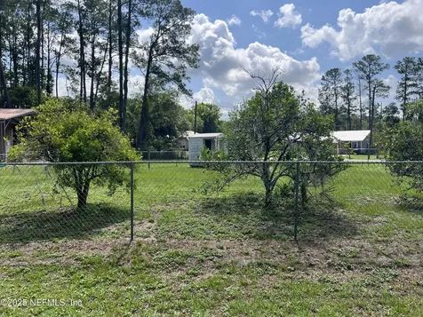112 Park Drive Satsuma FL 32189