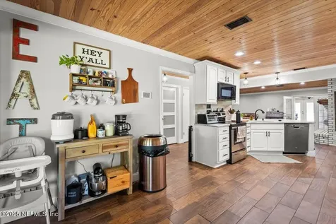 8027 Sarcee Trail Jacksonville FL 32244