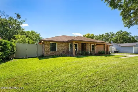 8027 Sarcee Trail Jacksonville FL 32244
