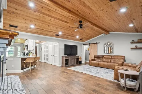 8027 Sarcee Trail Jacksonville FL 32244