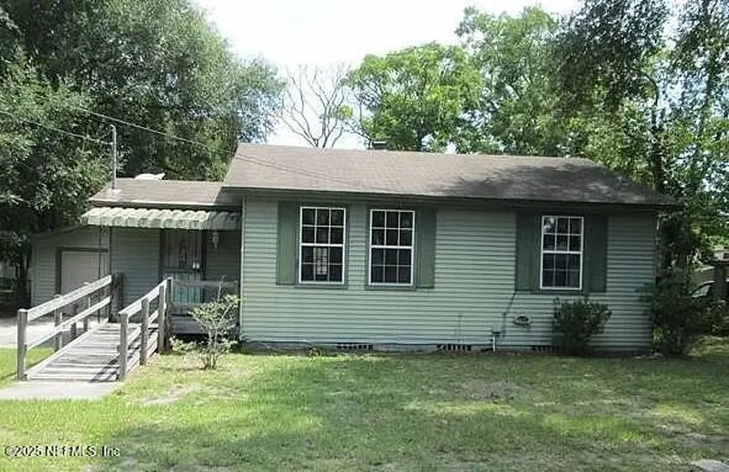 9115 Tyler Avenue Jacksonville FL 32208