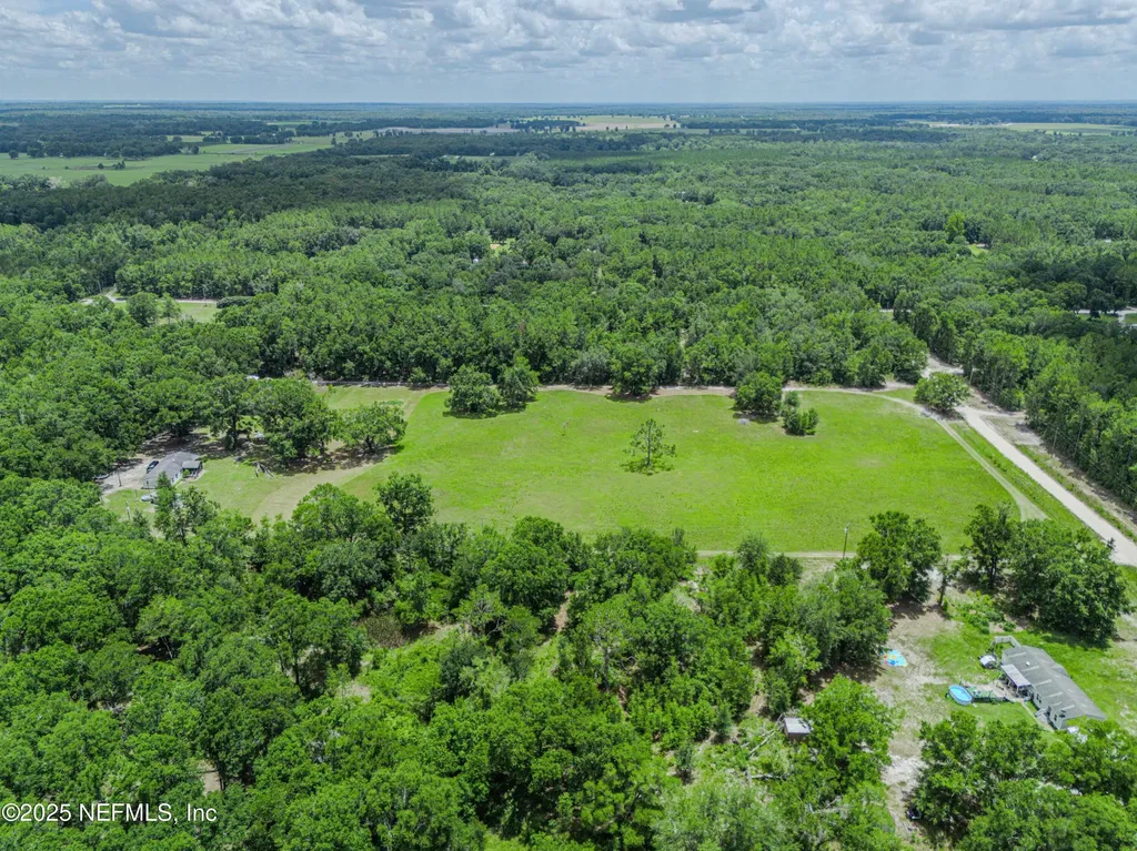 261 SW Beyond Court Lake City FL 32024