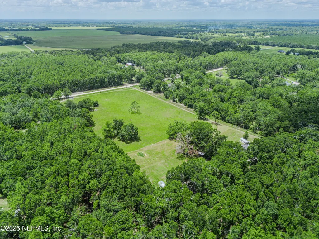 261 SW Beyond Court Lake City FL 32024