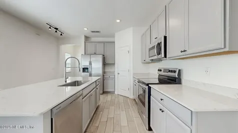 2141 Major Oak Street Jacksonville FL 32218