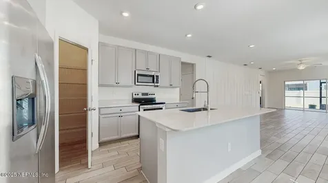 2141 Major Oak Street Jacksonville FL 32218
