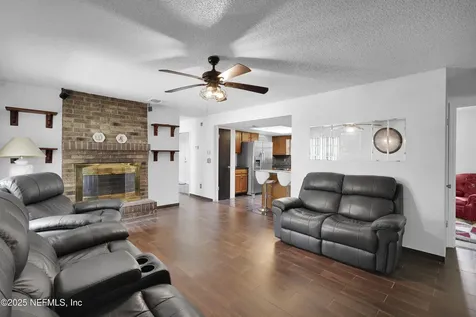 1610 Derringer Road Jacksonville FL 32225