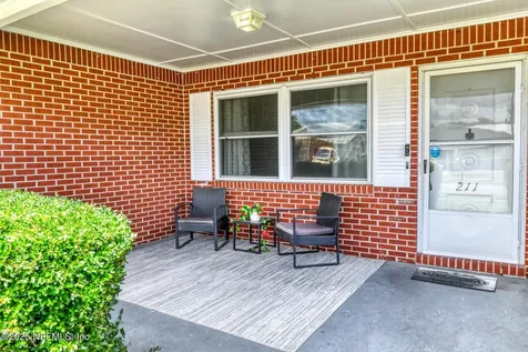 211 Dogwood Lane Palatka FL 32177