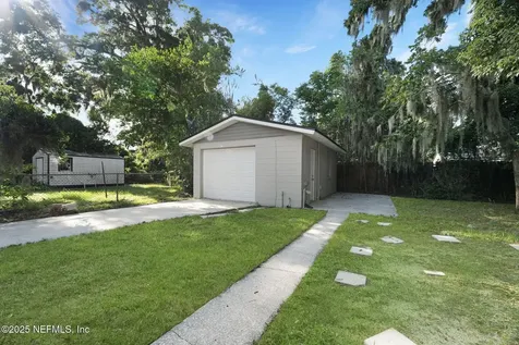 355 W 63rd Street Jacksonville FL 32208
