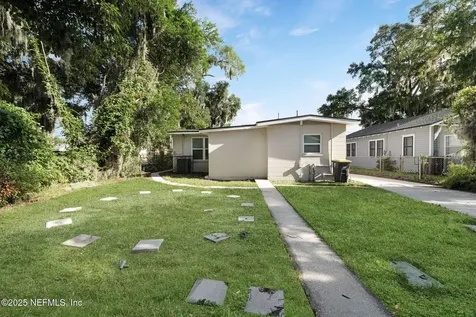355 W 63rd Street Jacksonville FL 32208