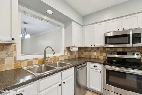 3216 Oak Street Jacksonville FL 32205