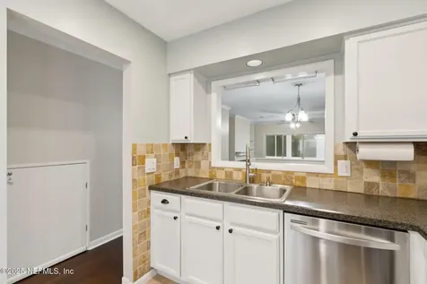 3216 Oak Street Jacksonville FL 32205
