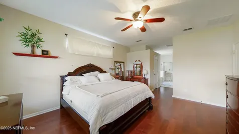 13724 Shady Woods Street N Jacksonville FL 32224