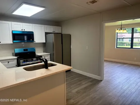 5833 Luella Street Jacksonville FL 32207