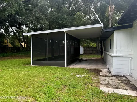 5833 Luella Street Jacksonville FL 32207