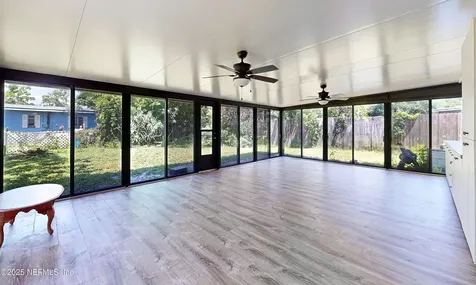 6254 Alfredo Drive W Jacksonville FL 32244