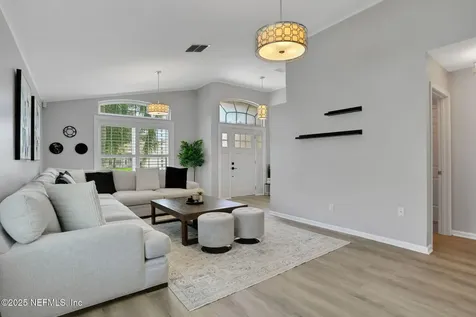 1858 Woodriver Drive Jacksonville FL 32246