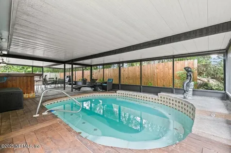 11155 Windy Oaks Drive N Jacksonville FL 32225