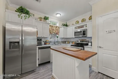 4575 Wolfe Road St. Augustine FL 32092