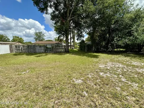 2623 Debbie Court Jacksonville FL 32210