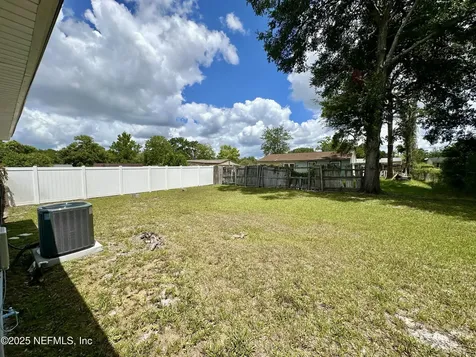 2623 Debbie Court Jacksonville FL 32210