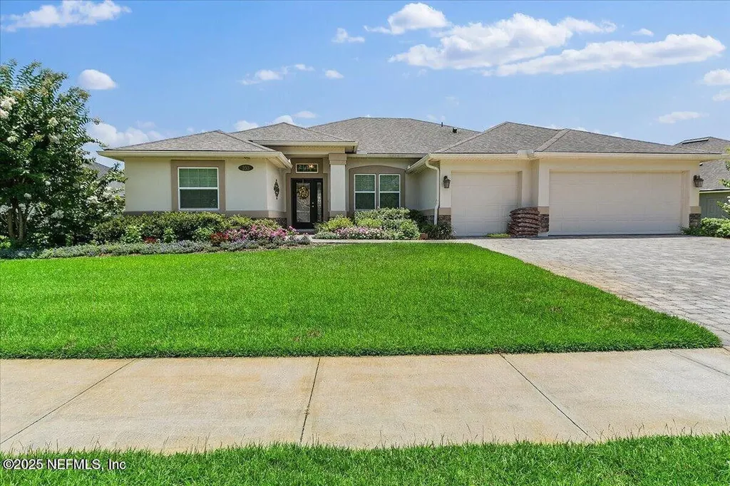 253 Parkwood Circle St. Augustine FL 32086