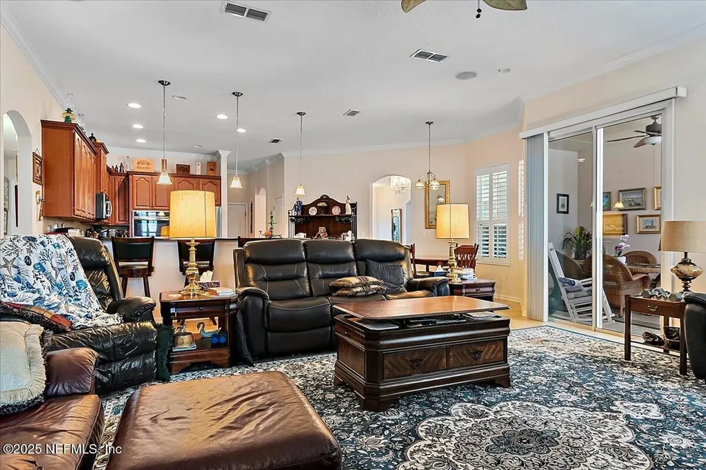 253 Parkwood Circle St. Augustine FL 32086