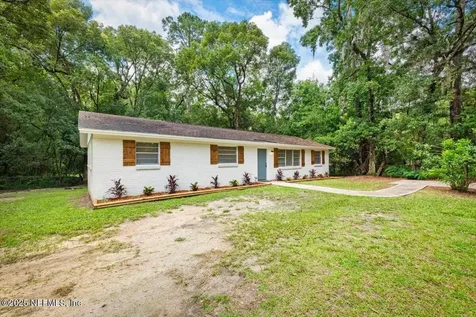 1739 Elsie Street Green Cove Springs FL 32043