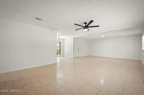 1739 Elsie Street Green Cove Springs FL 32043