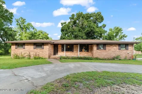 4906 Yellow Water Road Jacksonville FL 32234