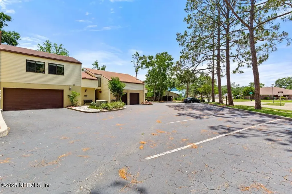 5400 La Moya Avenue Jacksonville FL 32210