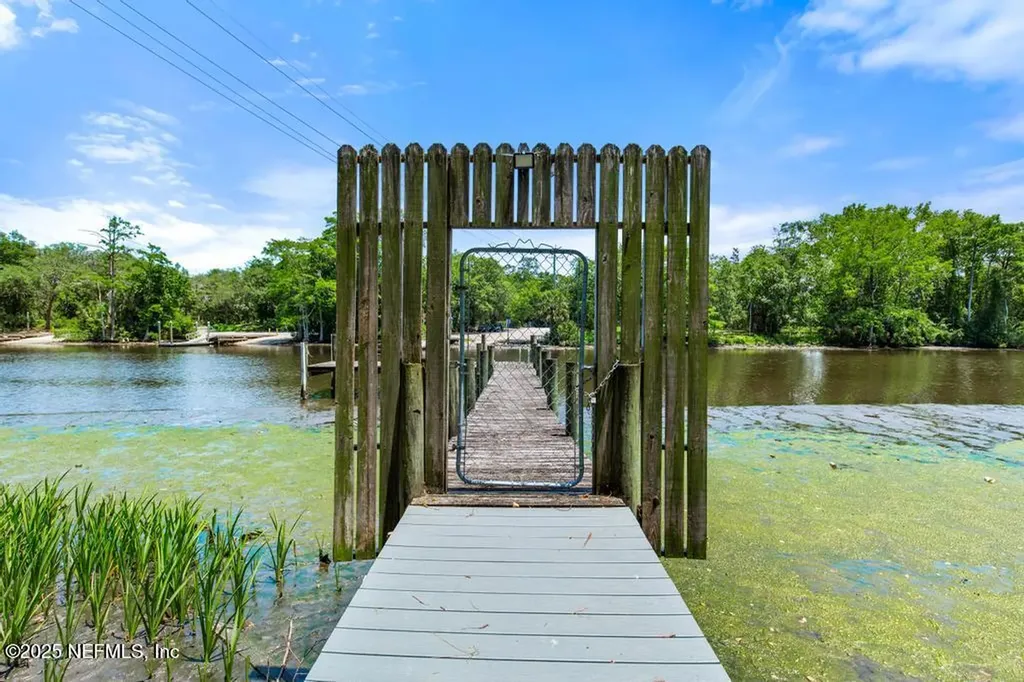 5400 La Moya Avenue Jacksonville FL 32210