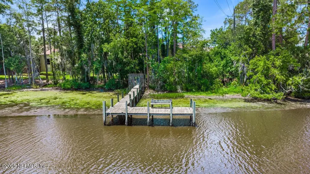 5400 La Moya Avenue Jacksonville FL 32210