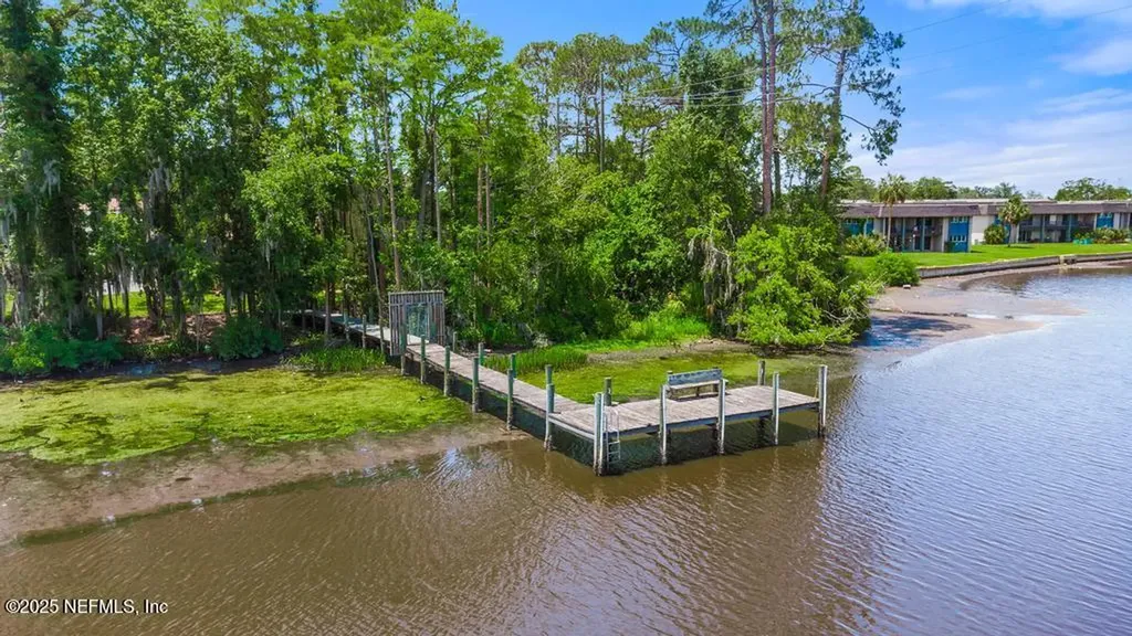 5400 La Moya Avenue Jacksonville FL 32210