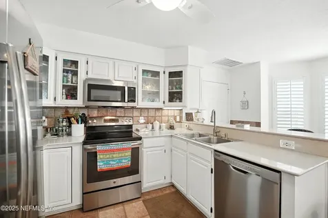225 South Street Neptune Beach FL 32266