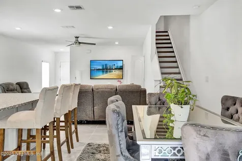 3209 Penny Cove Lane Jacksonville FL 32218